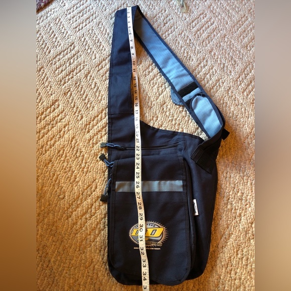 Vintage Disney Donald Duck Crossbody Bag - Picture 14 of 16